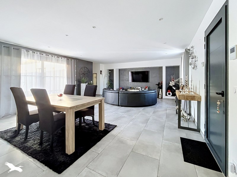 Vente Maison Ferrières - 4 pièces -118 m² - (17170)