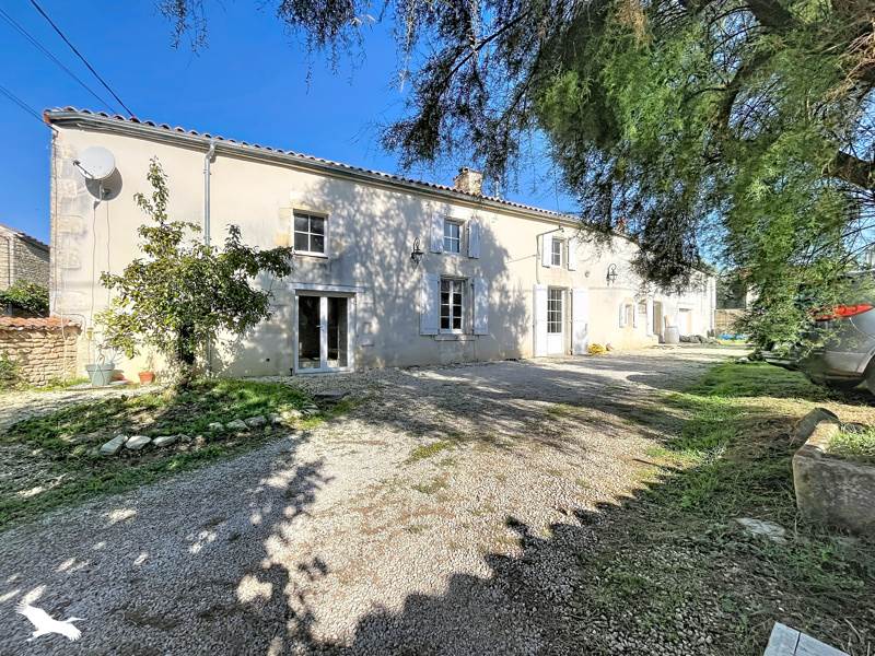 Maison 7 pièces 183 m² · à Val-du-Mignon · 183 m² · 265 500 €