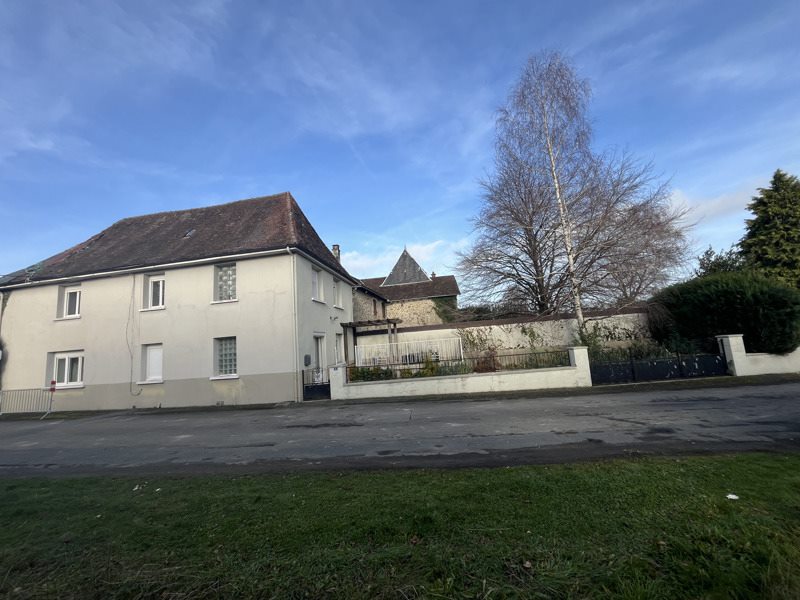 Vente Maison BUSSIERE GALANT - 5 pièces -137 m² - (87230)