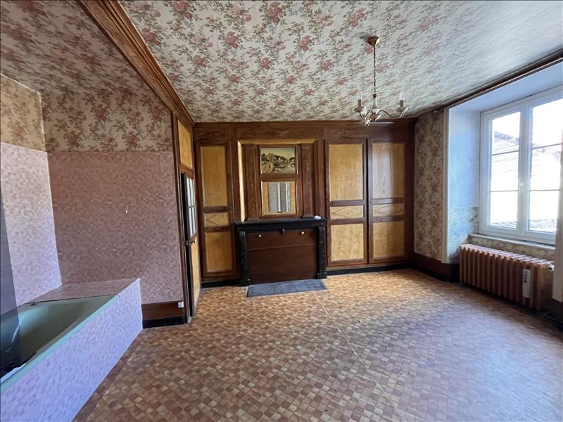 Vente Maison CHALUS - 5 pièces -138 m² - (87230)