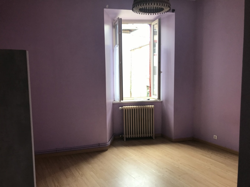 Vente Immeuble CHALUS - -  210 m² - (87230)