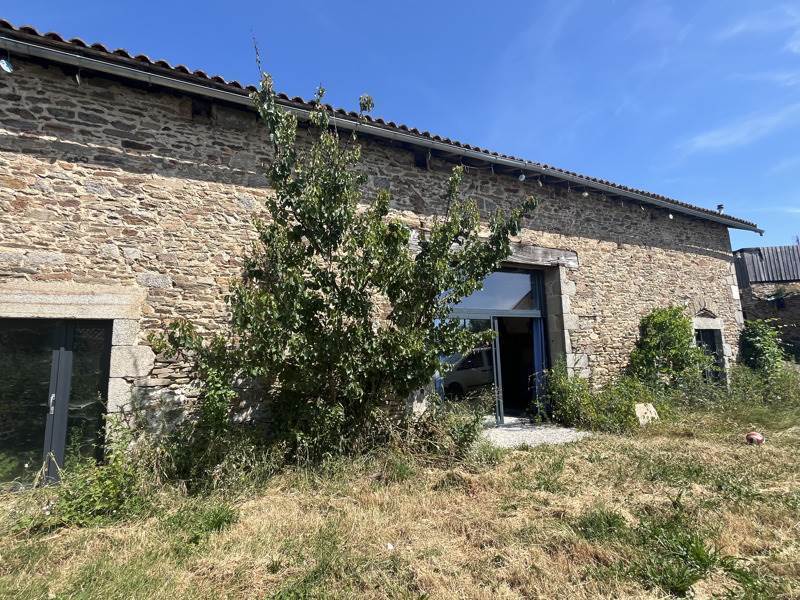 Vente Maison MIALET - 1 pièce -37 m² - (24450)