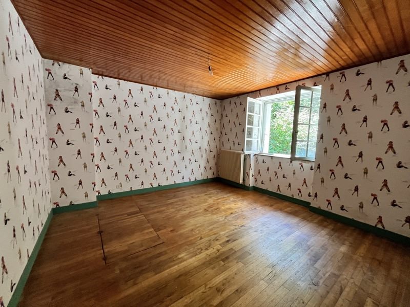 Vente Maison BUSSIERE GALANT - 6 pièces -135 m² - (87230)