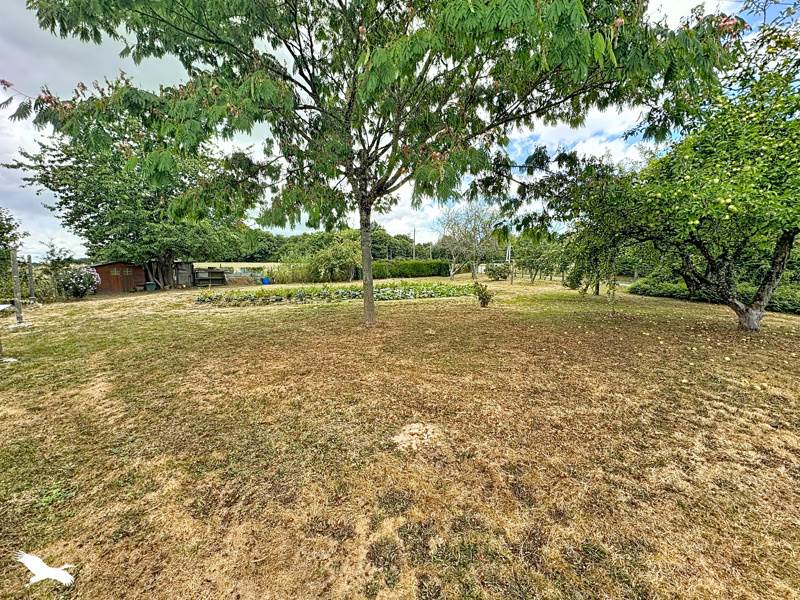 Vente Maison Châlus - 6 pièces -110 m² - (87230)