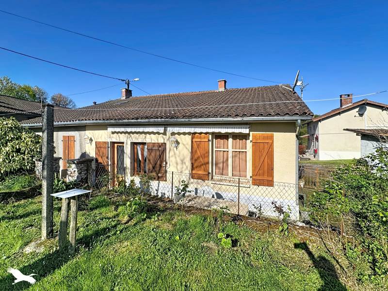 Vente Maison Châlus - 6 pièces -110 m² - (87230)