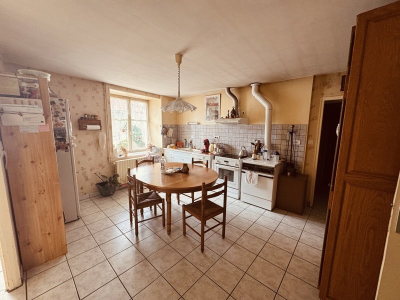 Vente Maison CHALUS - 6 pièces -110 m² - (87230)