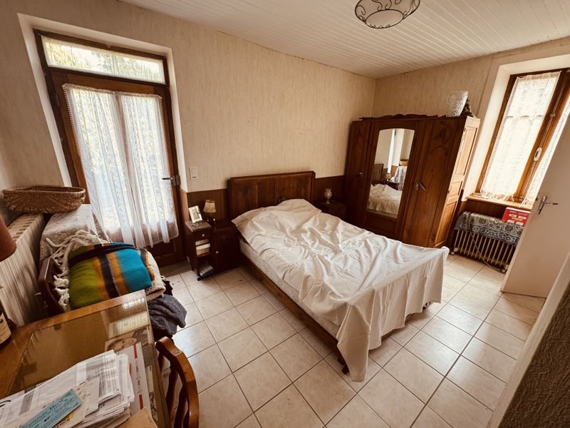 Vente Maison CHALUS - 6 pièces -110 m² - (87230)