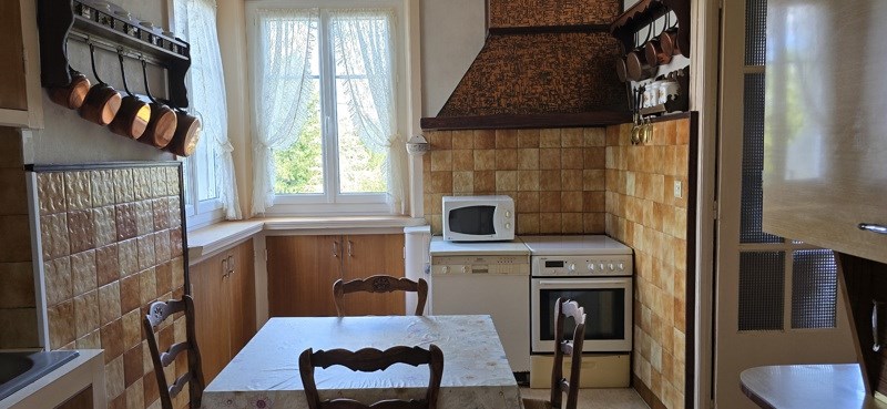 Vente Maison ST YRIEIX LA PERCHE - 7 pièces -161 m² - (87500)