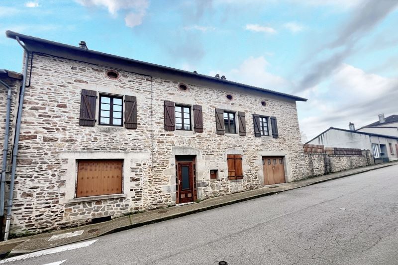 Vente Maison DOURNAZAC - 6 pièces -139 m² - (87230)