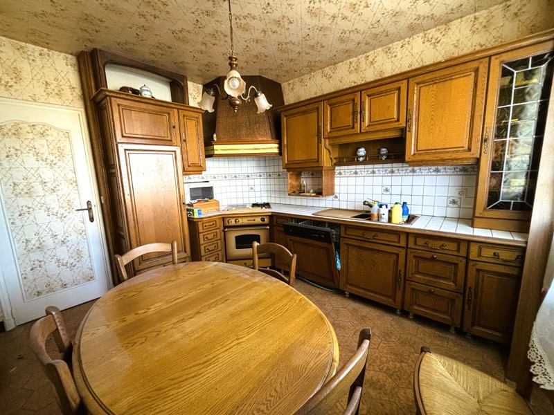 Vente Maison CHALUS - 7 pièces -146 m² - (87230)
