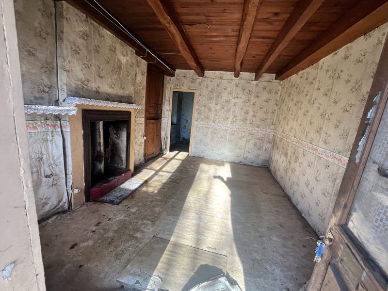 Vente Maison CHALUS - 5 pièces -100 m² - (87230)