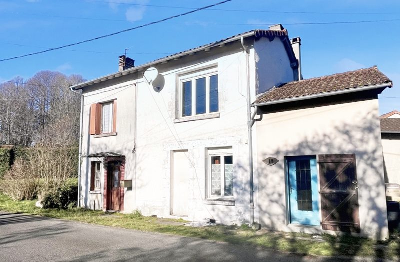 Vente Maison CHALUS - 5 pièces -100 m² - (87230)
