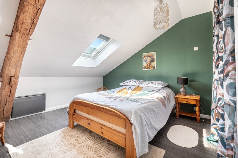 Vente Maison CHALUS - 6 pièces -206 m² - (87230)