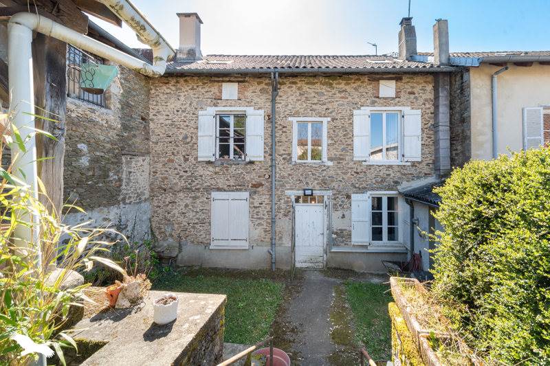Vente Maison CHALUS - 6 pièces -206 m² - (87230)