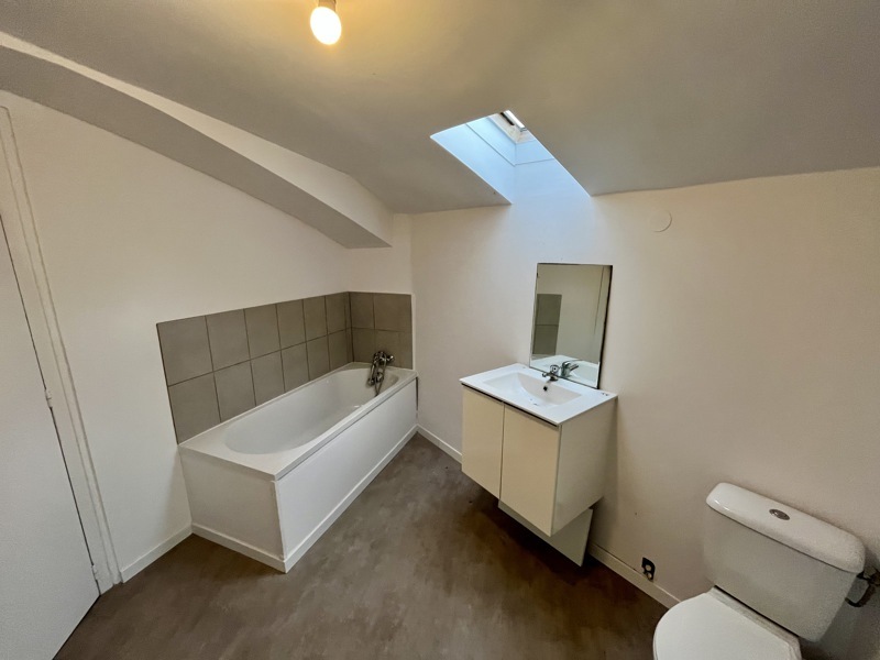 Vente Maison ORADOUR SUR VAYRES - 3 pièces -128 m² - (87150)