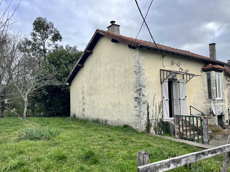 Vente Maison ST PIERRE DE FRUGIE - 2 pièces -51 m² - (24450)