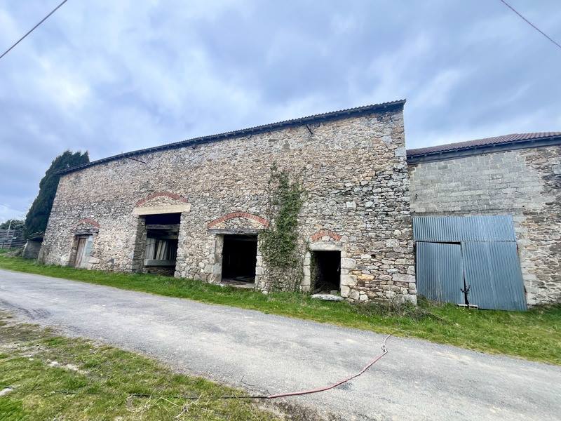 Vente Grange PAGEAS - 1 pièce -229 m² - (87230)
