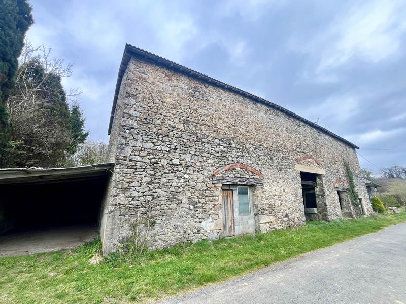 Vente Grange PAGEAS - 1 pièce -229 m² - (87230)