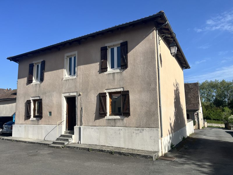 Vente Maison LES CARS - 7 pièces -180 m² - (87230)