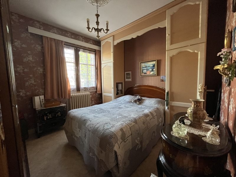 Vente Maison CHALUS - 2 pièces -70 m² - (87230)