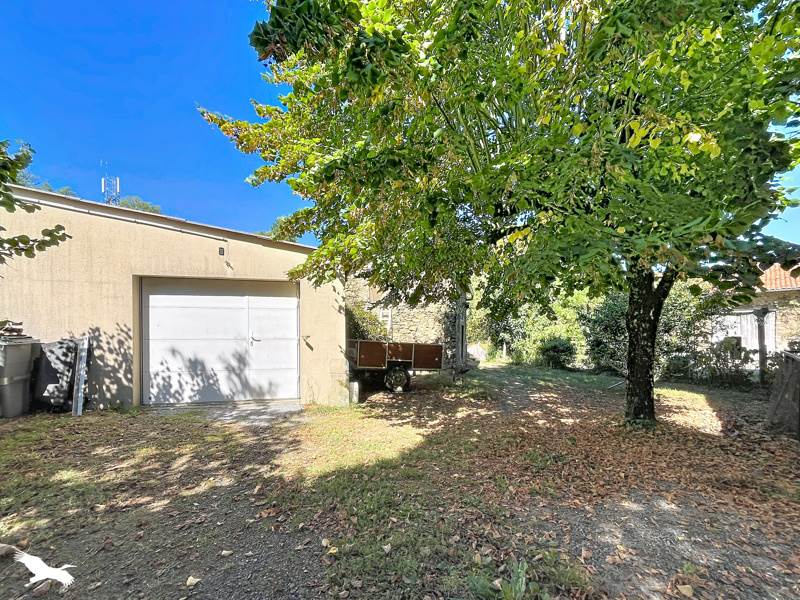 Vente Maison Châlus - 5 pièces -80 m² - (87230)