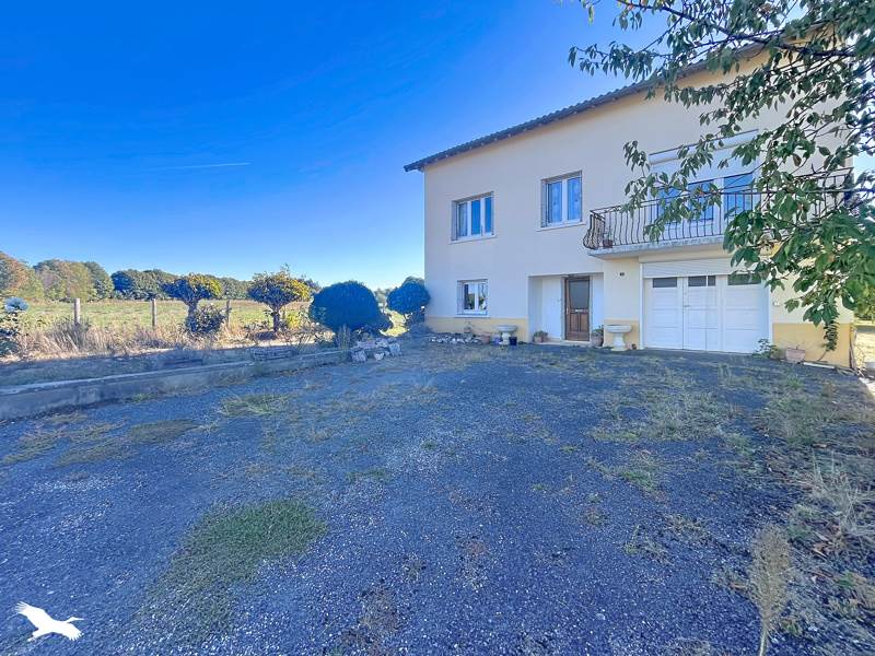 Vente Maison Dournazac - 6 pièces -139 m² - (87230)