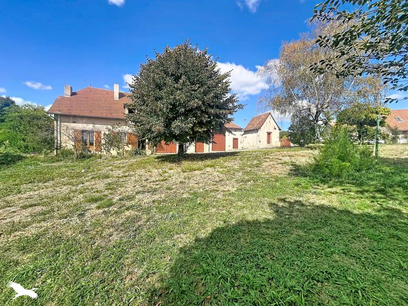 Vente Maison Saint-Pierre-de-Frugie - 5 pièces -105 m² - (24450)