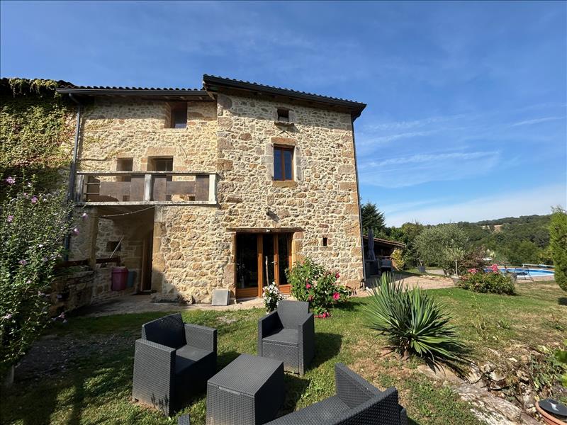 Maison 4 pièces 134 m² · à Figeac · 134 m² · 270 300 €