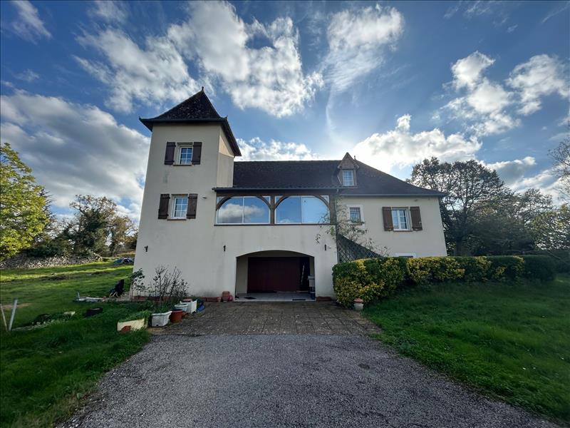Vente Maison ESPEDAILLAC - 4 pièces -162 m² - (46320)