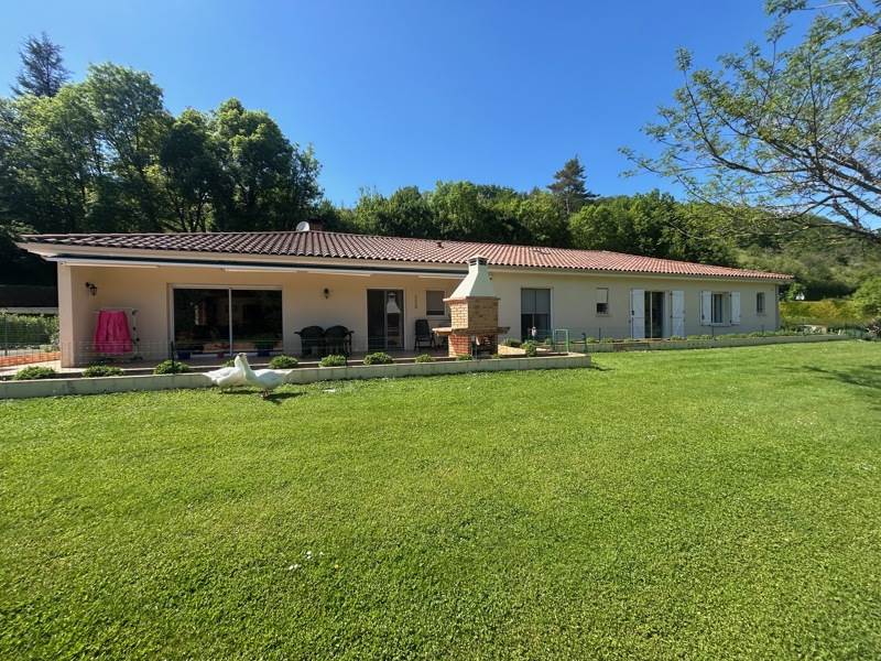Vente Maison LISSAC ET MOURET - 6 pièces -185 m² - (46100)