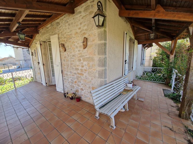 Maison 6 pièces 143 m² · à Livernon · 143 m² · 234 300 €