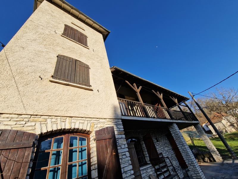 Vente Maison FIGEAC - 8 pièces -156 m² - (46100)