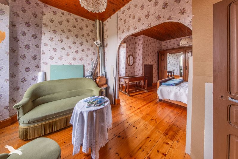 Vente Maison Figeac - 7 pièces -232 m² - (46100)