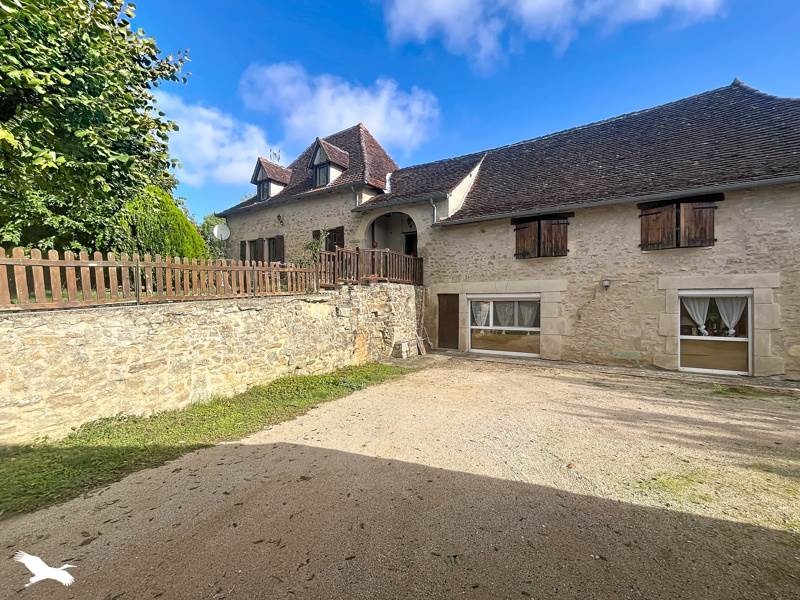 Vente Maison Lissac-et-Mouret - 6 pièces -174 m² - (46100)