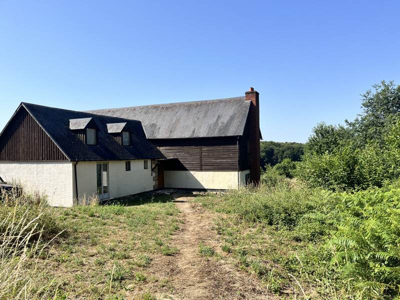 Vente Maison TERCILLAT - 10 pièces -297 m² - (23350)