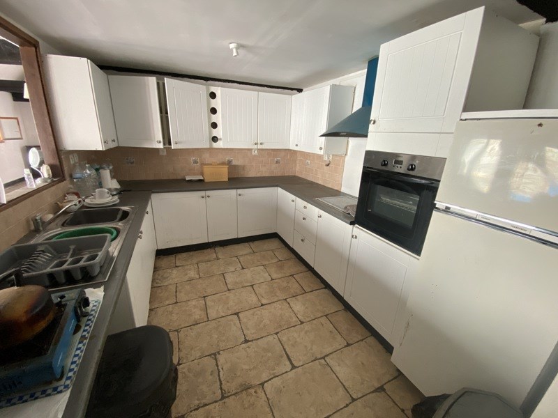 Vente Maison TERCILLAT - 10 pièces -297 m² - (23350)