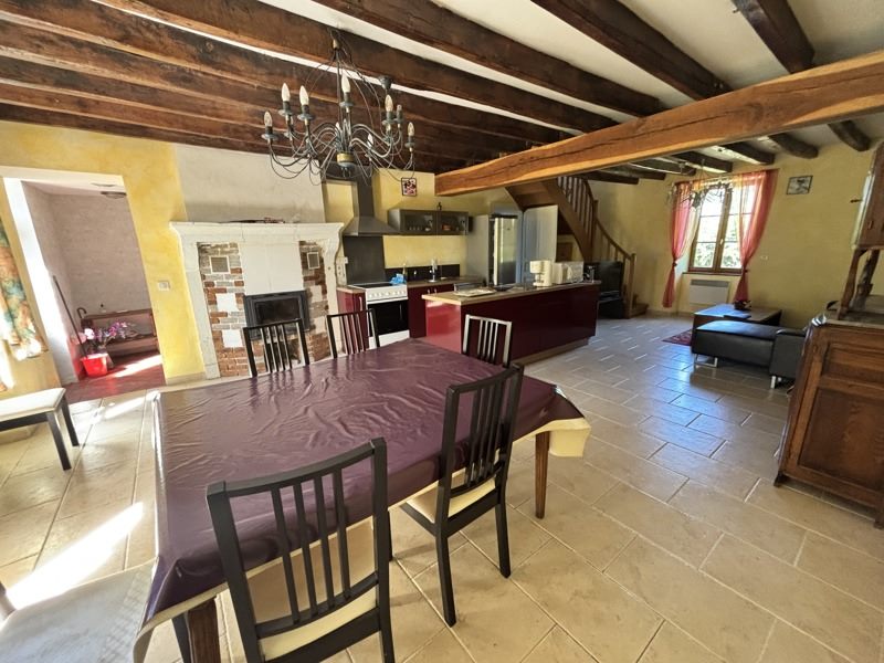Vente Maison POMMIERS - 9 pièces -207 m² - (36190)