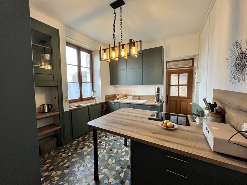 Vente Maison CLUIS - 8 pièces -176 m² - (36340)