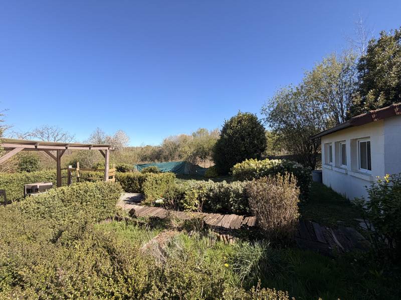 Vente Maison MORTROUX - 5 pièces -106 m² - (23220)