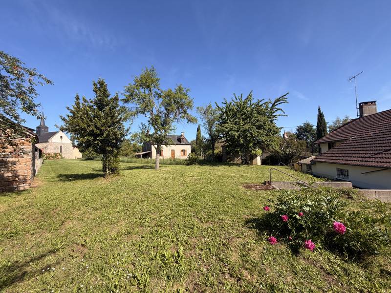 Vente Maison CHAMBON STE CROIX - 6 pièces -141 m² - (23220)