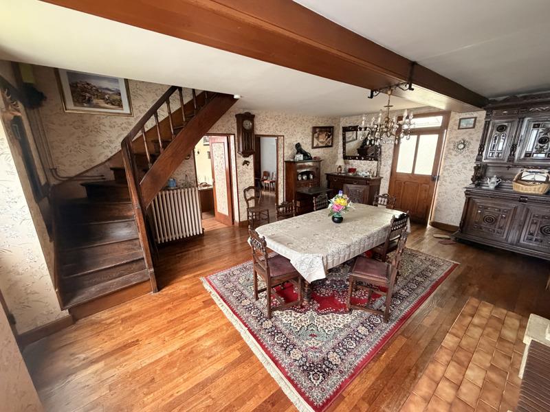 Vente Maison CHAMBON STE CROIX - 6 pièces -141 m² - (23220)