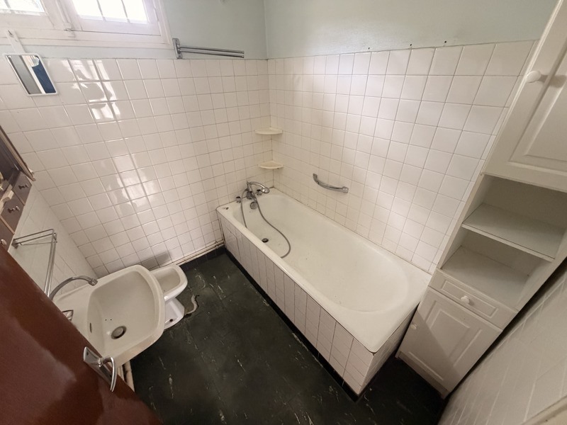 Vente Maison CHAMBON STE CROIX - 6 pièces -141 m² - (23220)