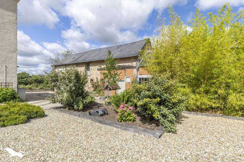 Vente Maison LOURDOUEIX ST MICHEL - 5 pièces -100 m² - (36140)