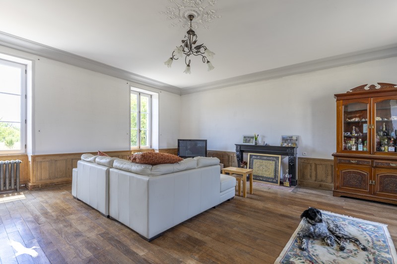 Vente Maison LINARD MALVAL - 11 pièces -438 m² - (23220)