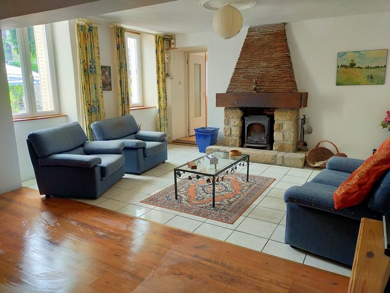Vente Maison MEASNES - 6 pièces -185 m² - (23360)