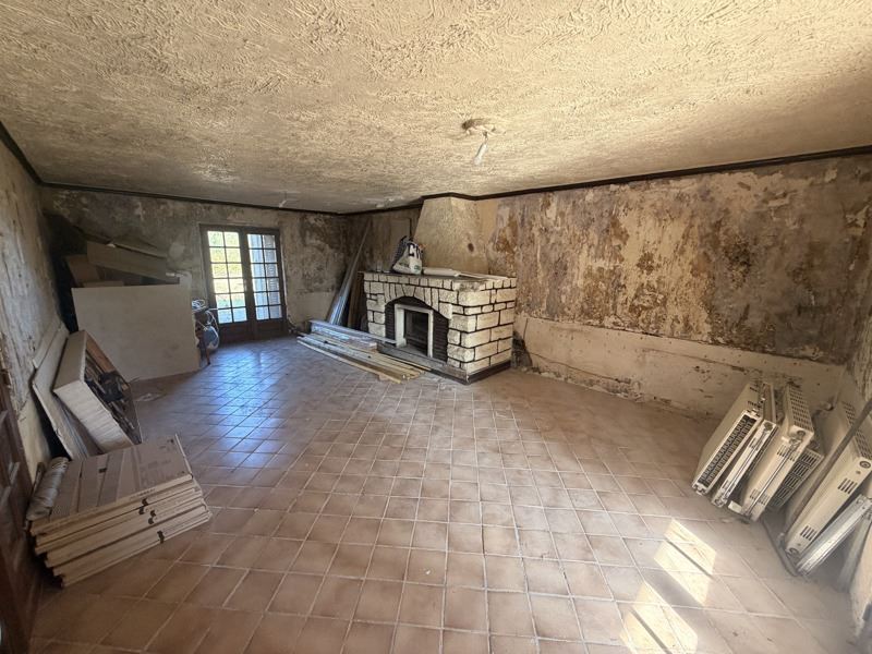 Vente Maison LOURDOUEIX ST PIERRE - 6 pièces -173 m² - (23360)