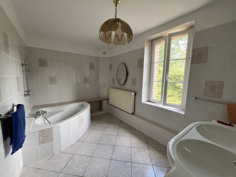 Vente Maison Chéniers - 7 pièces -284 m² - (23220)