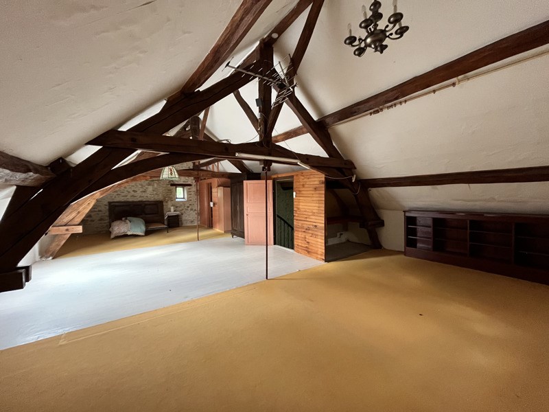 Vente Maison Chéniers - 7 pièces -284 m² - (23220)