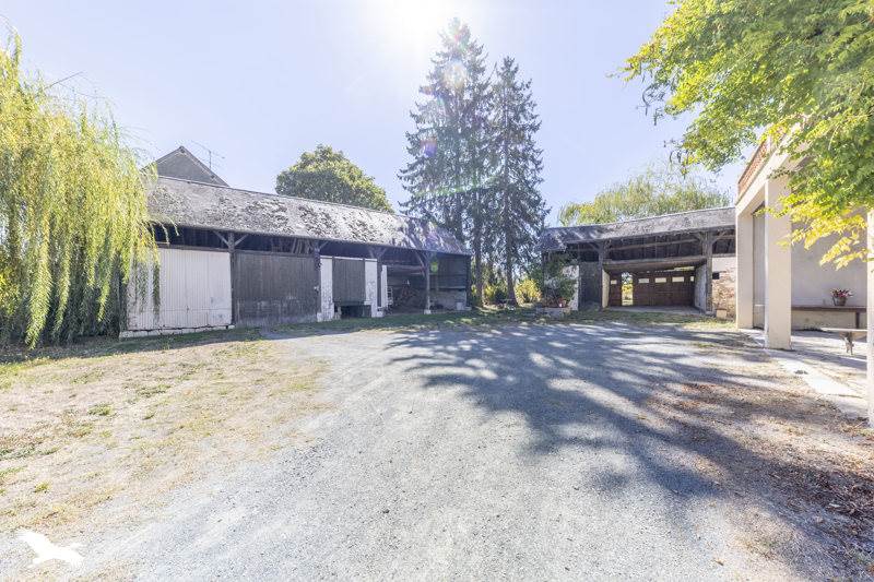 Vente Maison Crevant - 10 pièces -245 m² - (36140)