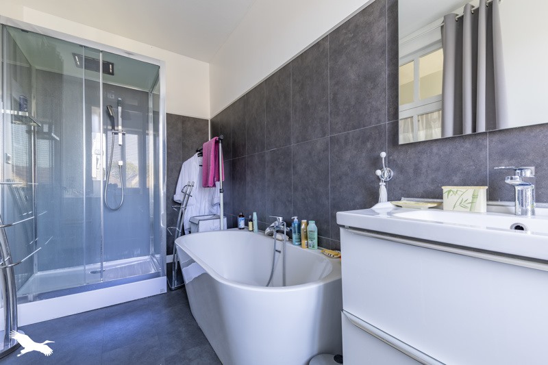 Vente Maison Crevant - 10 pièces -245 m² - (36140)